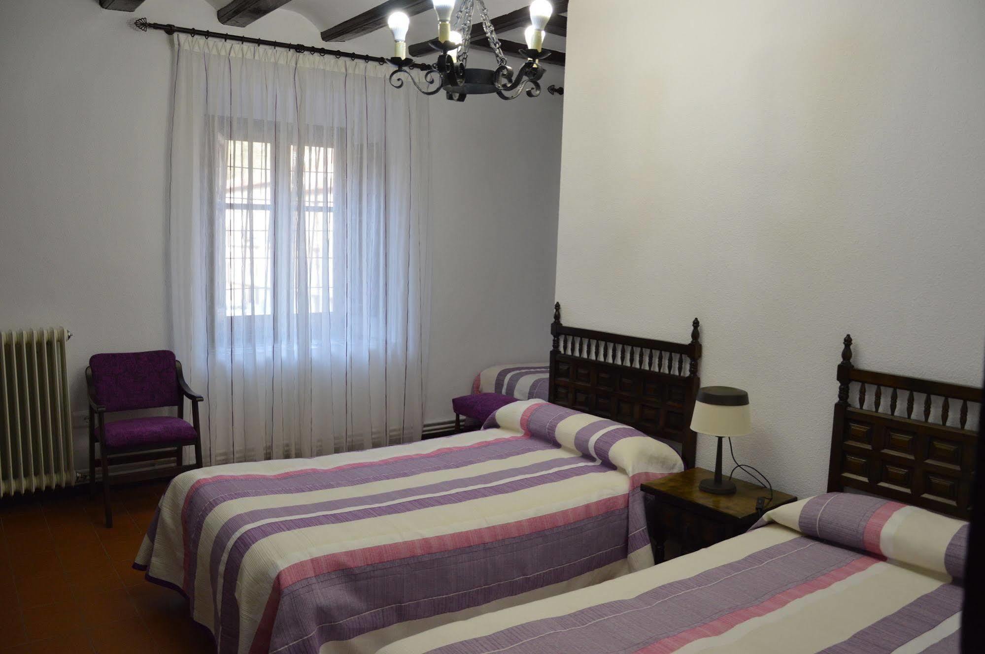Guest house De Montana La Casa Grande Nogueruelas